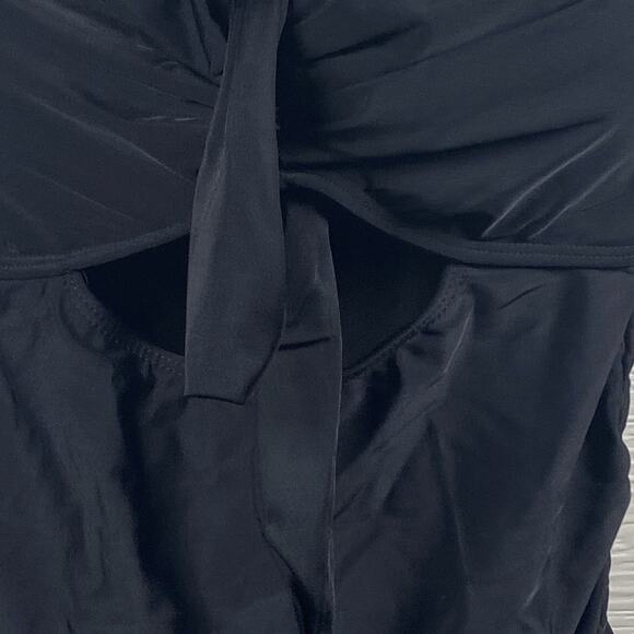 NWT Aqua Eve Womens Medium One Piece Swimsuit Black Cut Out Bow Adjustable Strap - Picture 3 of 6